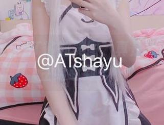 在网上看见AT鲨的美图，真是被这女高中生给萌到了！