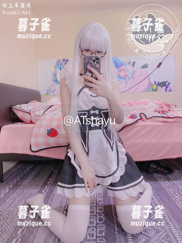 AT鲨 在网上看见AT鲨的美图,真是被这女高中生给萌到了!