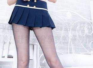 Beautyleg – ChiChi的圣诞狂欢：冬天的不冷！赶紧来分享我的奇妙作品！