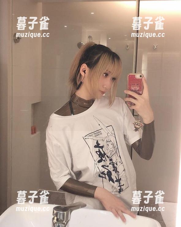 Cien恩恩 哇塞!Cien恩恩花嫁最新图片真是…不说了,心动。