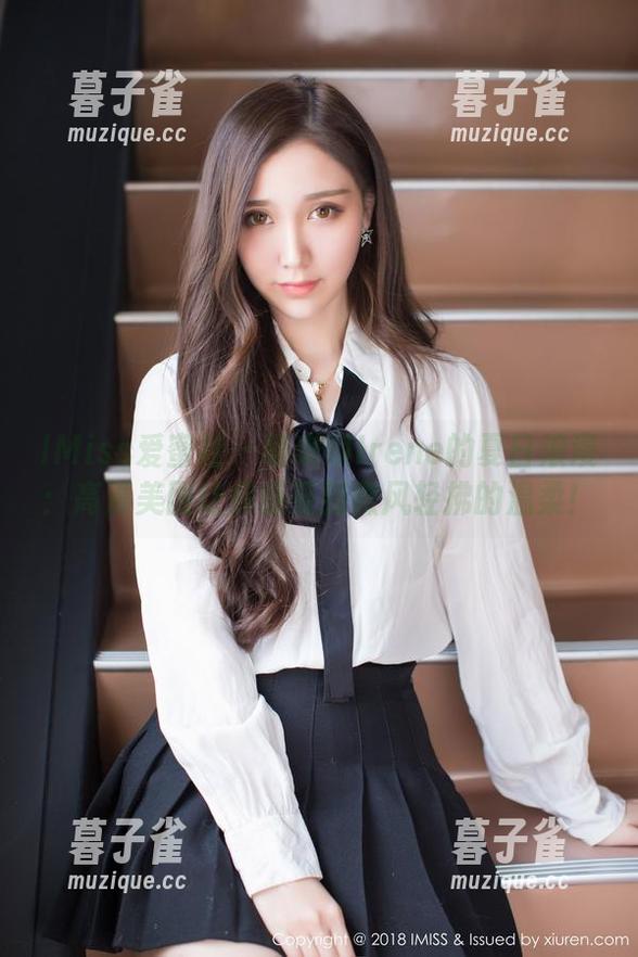 IMiss爱蜜社-萌琪琪Irene IMiss爱蜜社 - 萌琪琪Irene的夏日浪漫:高清美图让你感受到微风轻拂的温柔!