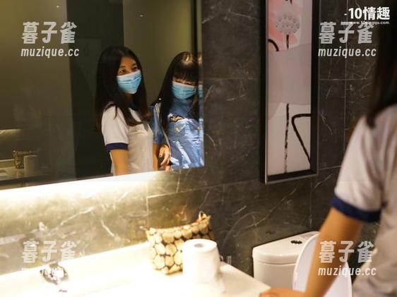 ROSI口罩 翻翻ROSI最新黑边蕾丝图册,蕾丝裙摆在我眼前飞舞,心里早已小鹿乱撞