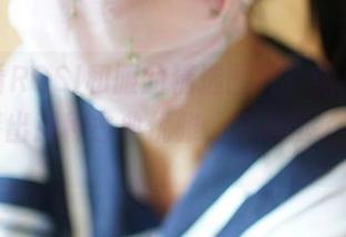 每次看ROSI和服的精选图片，脑海里都能拼凑出那种古典优雅，真是挺了不起的。