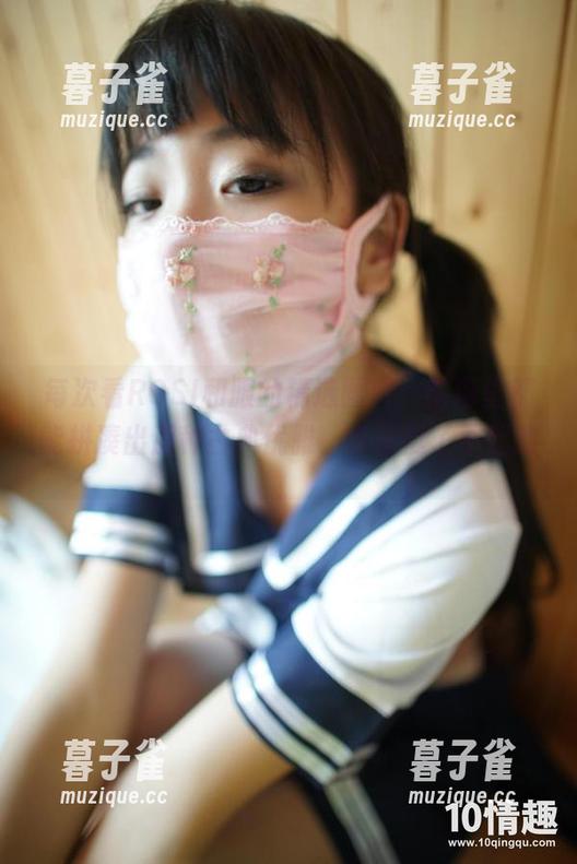 ROSI口罩 每次看ROSI和服的精选图片,脑海里都能拼凑出那种古典优雅,真是挺了不起的。