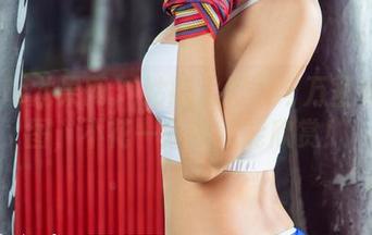 UGirls尤果网 – 姑娘孟思雨与万圣节的美图，不花一分钱就能欣赏！