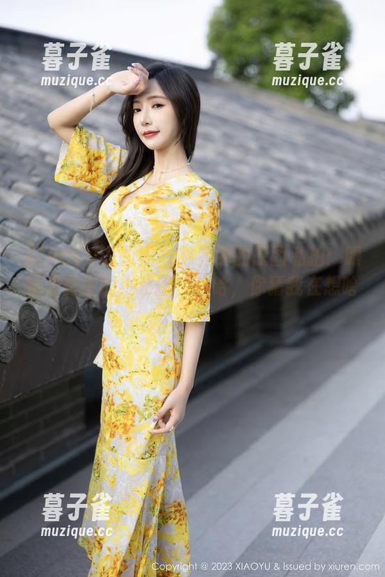 XIAOYU语画界-林星阑 XIAOYU语画界 - 林星阑的原图私拍:眼镜光影中的小秘密,哈哈,你猜我在想啥?
