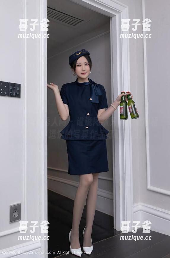 Xiuren秀人网-是小逗逗 Xiuren秀人网 - 谁说网袜只能搭配短裙?是小逗逗的写真作品打破常规!