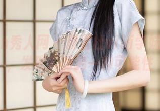 Xiuren秀人网 – 观看杜viki学妹的原图，发现美的另一种可能性