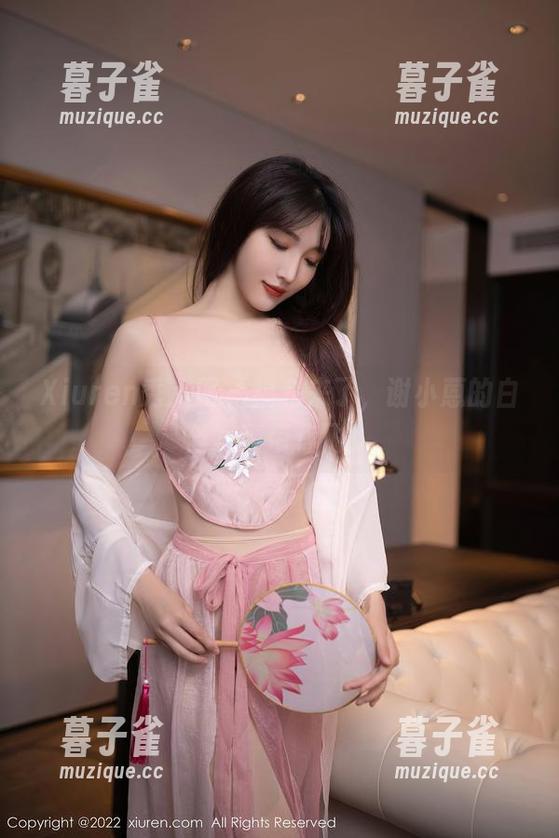Xiuren秀人网-谢小蒽 Xiuren秀人网 - 福利来了,谢小蒽的白丝写真带你飞!