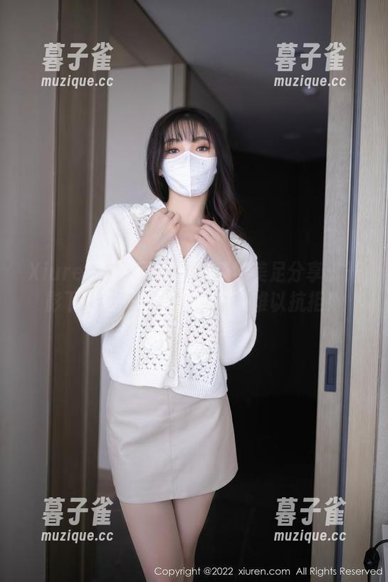 Xiuren秀人网-赤间菀枫 Xiuren秀人网 - 赤间菀枫美足分享:光影下的每一寸都是诱惑,难以抗拒!