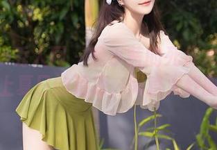 Xiuren秀人网 – 鹿小茜的死库水：当写真遇上夏日的清凉，简直太舒服了！
