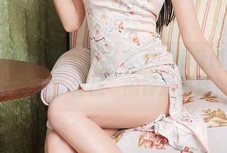YouMi尤蜜荟 – 图集来了！跟着何嘉颖一起探索‘丝袜’的诗意生活！