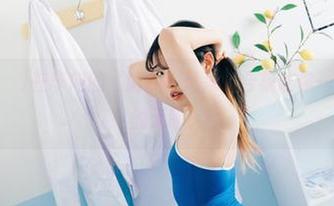 观看Zia(지아)在车内的‘游戏’风采，合集让你一秒忘却开车的无聊！