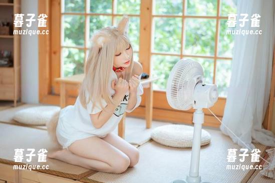 coser衣衣 想要拥有coser衣衣那种油亮质感?看看她的cos作品就知道!