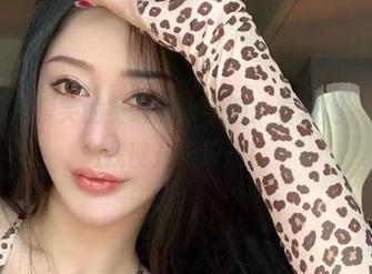 微密圈 – 不爱笑的赛琳的水手服：看着她，突然觉得我能开一艘船！
