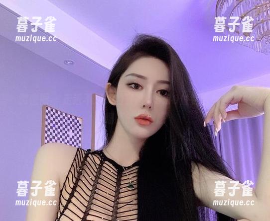 不爱笑的赛琳 微密圈 - 走近不爱笑的赛琳:5.20付费合集,捕捉细腻的触碰感