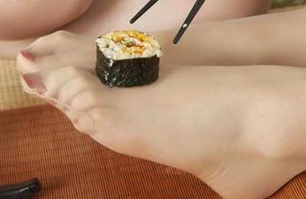 丽柜 – 从此告别平庸，下载凉儿女神写真集，开启你的魅力探索！