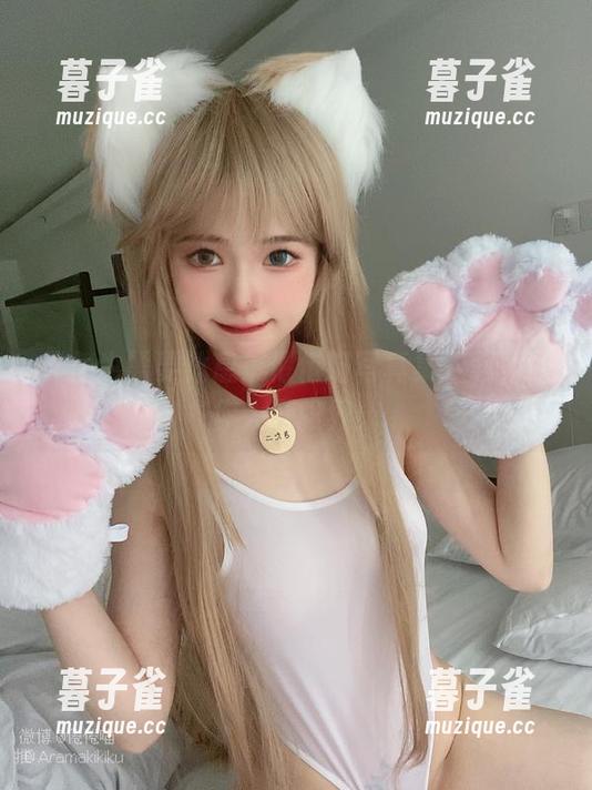 倦倦喵 天使也需要休息:倦倦喵写真集下载,让你大开眼界!