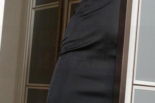 克拉女神 – 馨馨的秘密天台：每张写真都在讲述不为人知的故事