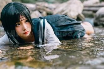 黑色系小细腿合集：兔玩映画让你欲罢不能的视觉享受