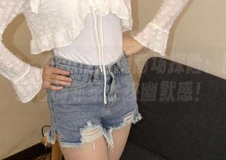 初夏女神 – 依依的私房商场探险：图集中藏着的邻家女孩幽默感！
