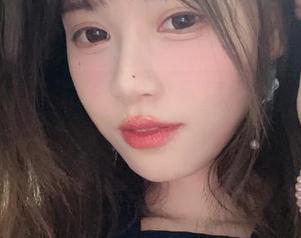 千反田鹿子的身体链：高清写真，欢愉与禁忌的完美平衡。