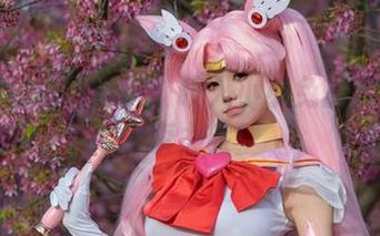 黑色调的摄影宇宙：咬人小小兔的高清作品探索之旅！