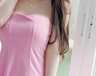 嗲囡囡 – 无色无味的纯白：图库中芷儿Momoko的秘密
