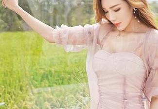 嗲囡囡 – 鱼子酱Fish的定制户外写真：揭秘那些精致的光影交错