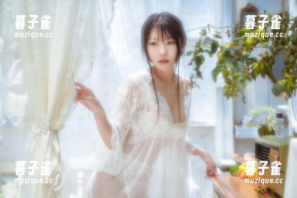 坏露露香宝 突然觉得,高清“坏露露香宝眼镜”比我的人生还耀眼,下载吧!