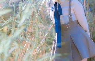 塔塔_Lo1iTa比基尼精选，告诉你什么叫‘沙滩上的魔力’，让人看了想去海边！