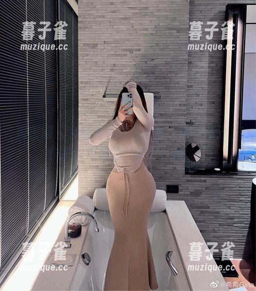 奈斯希希 微密圈 - 奈斯希希视频全套:第一部分,快来围观她的‘神奇’造型!