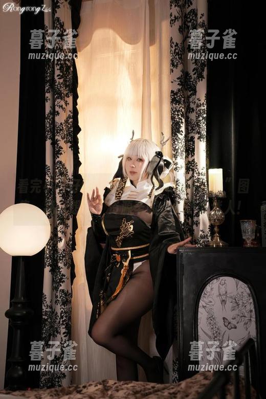 小容仔咕咕咕w 看完小容仔咕咕咕w的“rabbit×贰”图集,我只想说:资源辛酸,兔子太迷人!