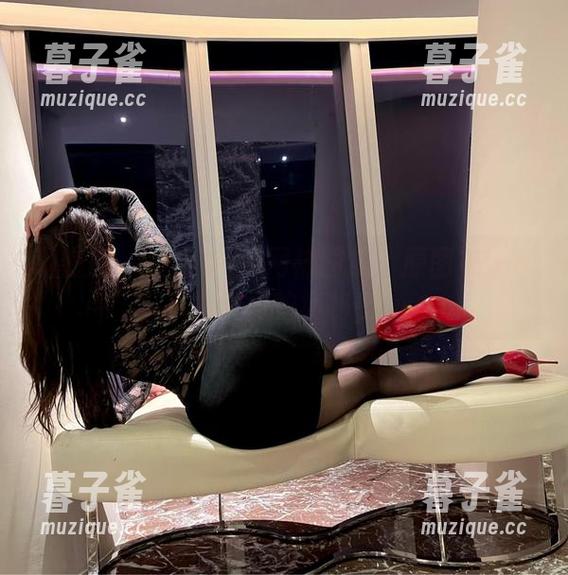 小猫咪ck 微密圈 - 小猫咪ck网袜图集:原图中那些不为人知的小秘密。