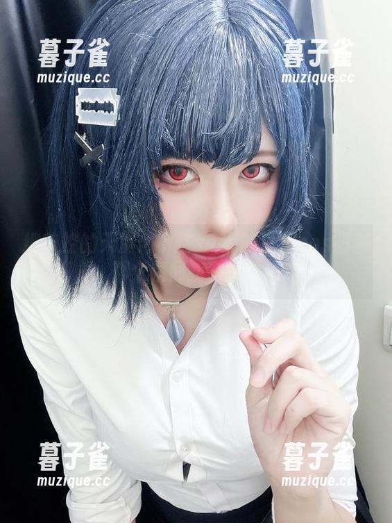 小空sora 细节控的天堂:小空sora的白裙cos图集,那个瞬间我有点眩晕。