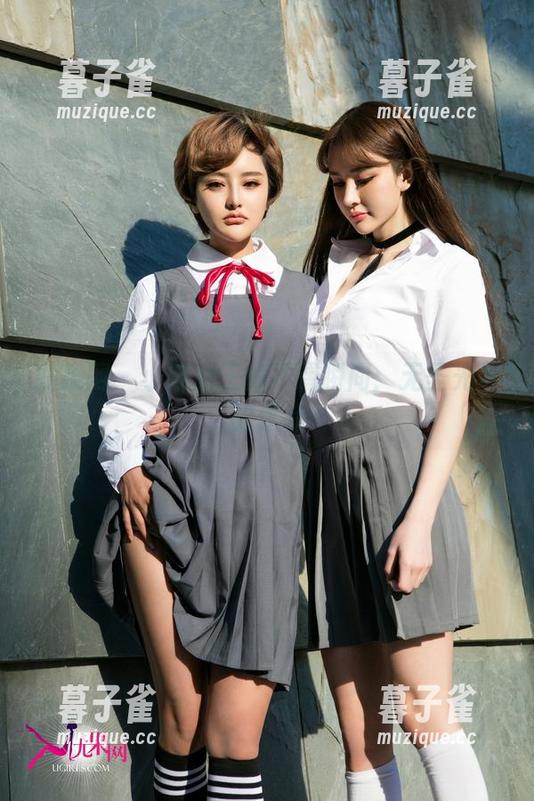 尤果网-小琪 尤果网 - 小琪女王的不羁瞬间:无圣光下的作品