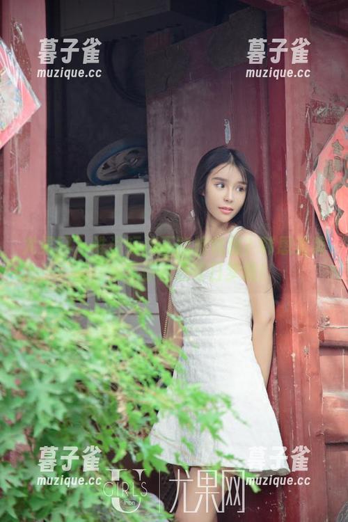 尤果网-韩恩美 尤果网 - 谁说短裤不能很优雅?韩恩美美图合集带你走进夏日梦境!