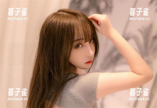 尤猫醒醒ovo 看看尤猫醒醒ovo的白裙套图:高清打造,怎么感觉有点心动呢?