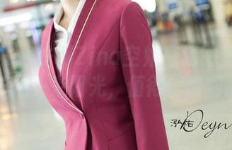 推女神 – 战姝羽Zina空姐高清图集：每一张都是一束阳光，值得你细细品味