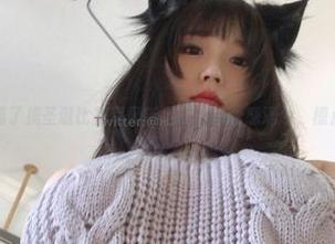 是一只废喵了携圣诞比基尼最新上线，cos感满分，槽点也不少！