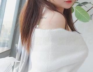 高清到让人窒息，浴室里的美图怎么能这么刚好——是依酱呀，我给你打call！