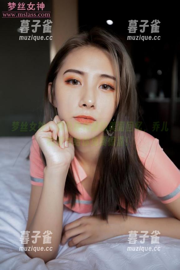 梦丝女神-乔儿 梦丝女神 - 黑色版校服的美丽回忆,乔儿的照片给你免费惊喜!