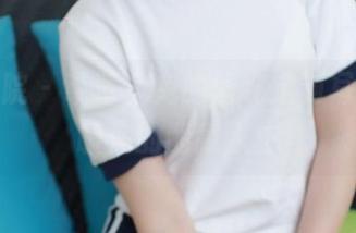 模范学院 – 草莓兔兔的清纯定制写真，温暖你的醋意人生