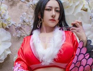 樱晚gigi的旅拍分享：图集中的每一张都在“速成”旅行博主！