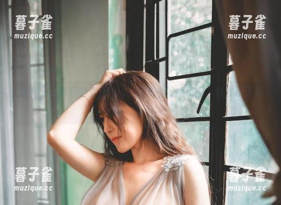 樱晚gigi 樱晚gigi与她的女仆cos:图集中的小秘密,你发现了吗?