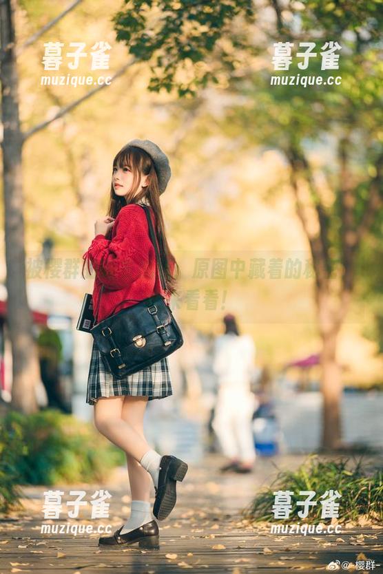 樱群 被樱群的睡衣掳获:原图中藏着的秘密,快来看看!