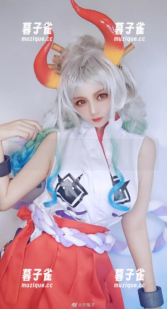 汐兔子 看!汐兔子的白丝写真,画面中每个细节都让我停下呼吸。
