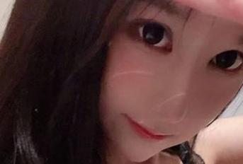 微密圈 – 沈汝凡超哇塞在线自拍：照片里的她，真实得让人害怕！