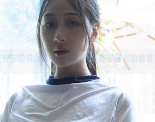 浅安安的白丝时光，给你带来高清图包的惊喜！