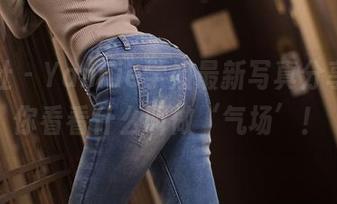 爱蜜社 – Yannie学姐最新写真分享，带你看看什么叫做‘气场’！